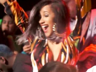 Cardi b Twerk and Naked Boobs o Fans - more on : Www.pornchat4u.ga