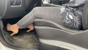 HER CAR WON'T START **CUSTOM CLIP** - MOV HD