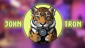 Asian doll spreads her wet cunt in hotel room