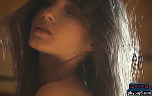 Petite body teen Vi Shy shows off during sauna play