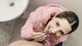 fast blowjob with cum