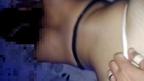 depois de colocar pra mamar na beira da piscina comi o cuzinho da grazy sapeca na mansao prime em um menage gostoso com sabrina prezotti e no final da gravacao ainda comi a