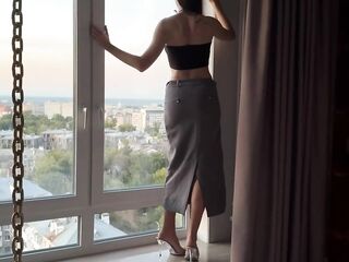 Female-dominator Stretching In High Heels & Long Skirt - Legs & Flexibility Display