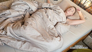 Orgasme &#8211; vidéo hardcore d&#39;une MILF asiatique mature amateur se faisant baiser analement