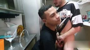 erick diaz ajudando o novinho que torceu o pe