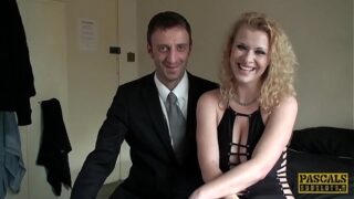 Fahişe Anita Vixen&#39;ın sert anal seks yaptığı BDSM filmi