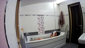 Bathroom: Stella Relaxing and Singing in the Bath - Real Amateur Bathroom Scene