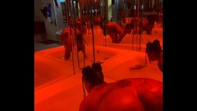 Marrijanee in the jacuzzi twerking