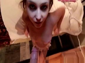 Super sexy amateur babe gives head and gets facialized