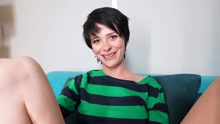 My hung boyfriend can't stop distracting me from work