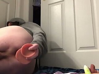 Super fun play time with a super fun sissy boi