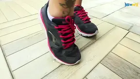 Unwashed feet and smelly girlfriend lead to lesbian snatch licking session.
