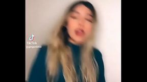 Les gusta mi culito? B&uacute_scame como Ginger arriaga