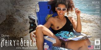 Hairy Divine loves to flash on the beach