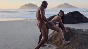 Pamela Makeup Morena Gostosa Estava Perdida Na Praia De Nud