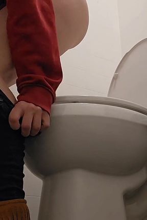 Indoor Pee, Outdoor Pee