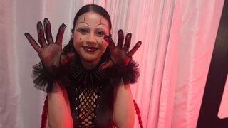 Lovely chick looks artsy in this blowjob video