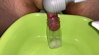 Big shot cum fill cum bottle: fucking glass and toy cumming