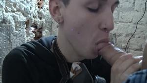 LatinLeche.com: Lucas Andrade loves rough nailing