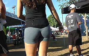 Culo en calzas cacheteras...!!!!!!!! - youtube