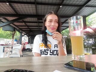 lush control in public, people watch my reactions in a bar