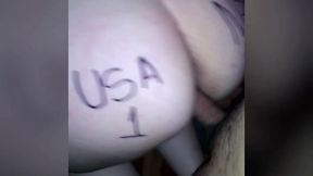 me follo a la mama de mi mejor amigo viendo el juego de usd vs ned 1-3 milf,anal,gostosa