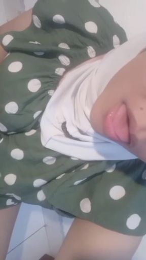 Before Bathing Masturbation, Hijab and Wet Pussy
