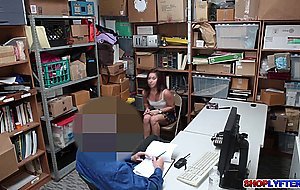 Security Officer Thrusts and Ride Lady Thief Rough