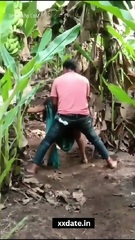 Sasuraal Jate Jate Kele ke Khet me Shuru