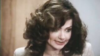 Veronica Hart, Lisa De Leeuw, John Alderman in vintage fuck clip