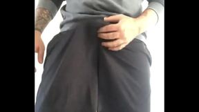 mlk com a rola dura no cal&ccedil_&atilde_o de futebol