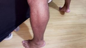 lutador de jiujtsu comeu o safado ainda com roupa e gozou dentro