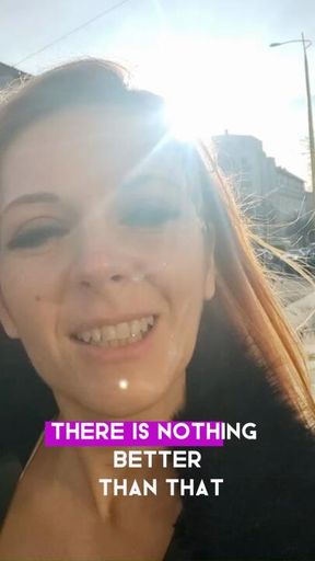 Walk with me into the city while the sun shines beautifully! Im not alone...  millions are on my face 😂