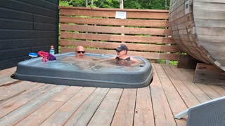 I fuck my wife in the spa of the Bel-Air chalet in Mont Tremblant part 1