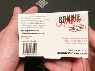 Bonnie Rotten dildo sleeve review and unboxing