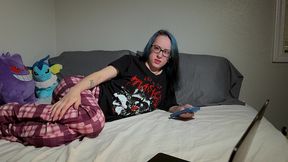 i made my hot little step sister remove her clothes and convinced her to fuck me for the first time