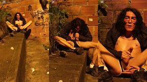 me la chupo y me corro en publico