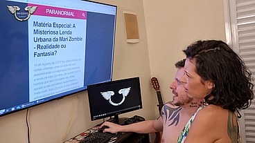 I summoned a succubus in the bath and she made me cum
