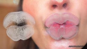 creamy silver melting kiss close up