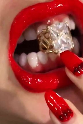 Red lipstick compilation &amp; lip tease! 50$ instead of original price 85$