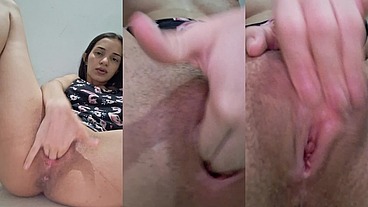 Brasileira Caseira Mostra Sua Buceta Bem De Perto E Se Masturba!