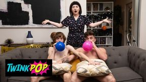 TWINKPOP - Spikey Dee Almost Falls A Ladder So Trevor Brooks Catches Him By His Hefty Manmeat & Gargles Him