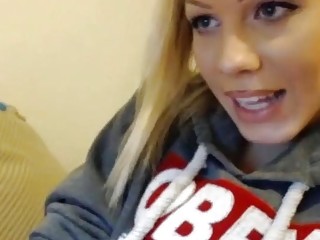 Beautiful blonde shemale tugs on her big dick on webcams