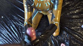 Latex Danielle try make cum to latex mask face