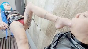 THE CRUEL ASIAN MISTRESS DESTROYING THE MALNUTRITED SLAVE WITH HER FEET - BY AKEMY CRUEL - CLIP 3 IN FULL HD