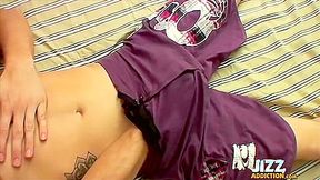 Tattooed Kelly Cooper Tries On Wanking In Different Position