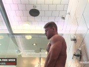 Beefy Stud Solo Shower Jerk - Brad - Maskurbate
