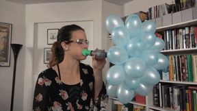 Sunshine Blows a "Bunch-O-Balloons" Simultaneously (MP4 - 720p)