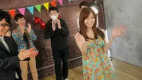 AV fan thanksgiving Chihiro Akino and her fans dreams come true in her mouth - JapanHDV