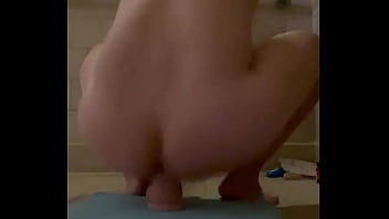 Quiet Gym Shower dildo